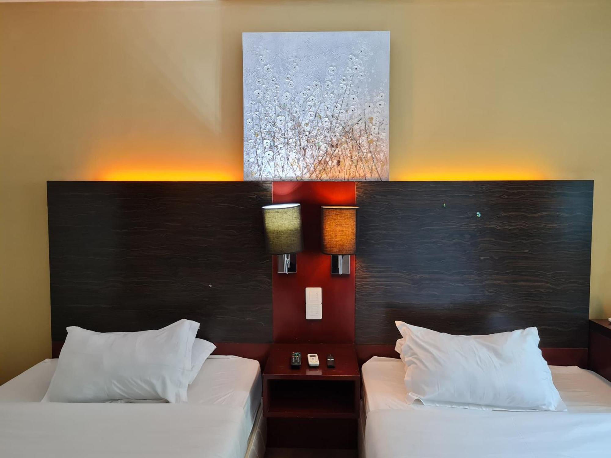Cozy At Ming Garden Aparthotel